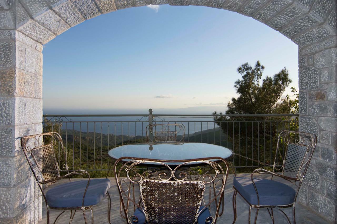 The Balcony Of Mani Villa Tseria Eksteriør bilde