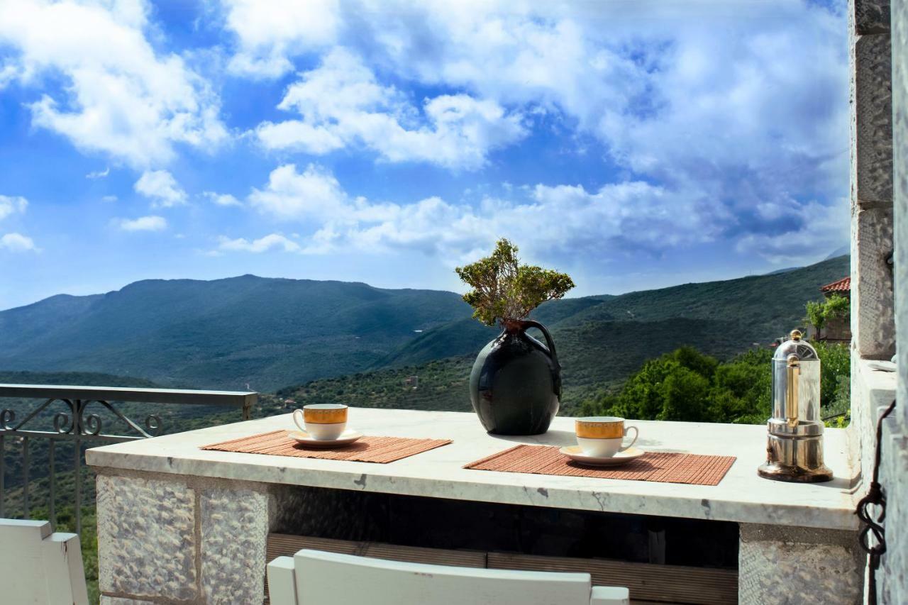The Balcony Of Mani Villa Tseria Eksteriør bilde